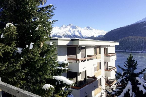 Résidence dans le charmant village de St. Moritz