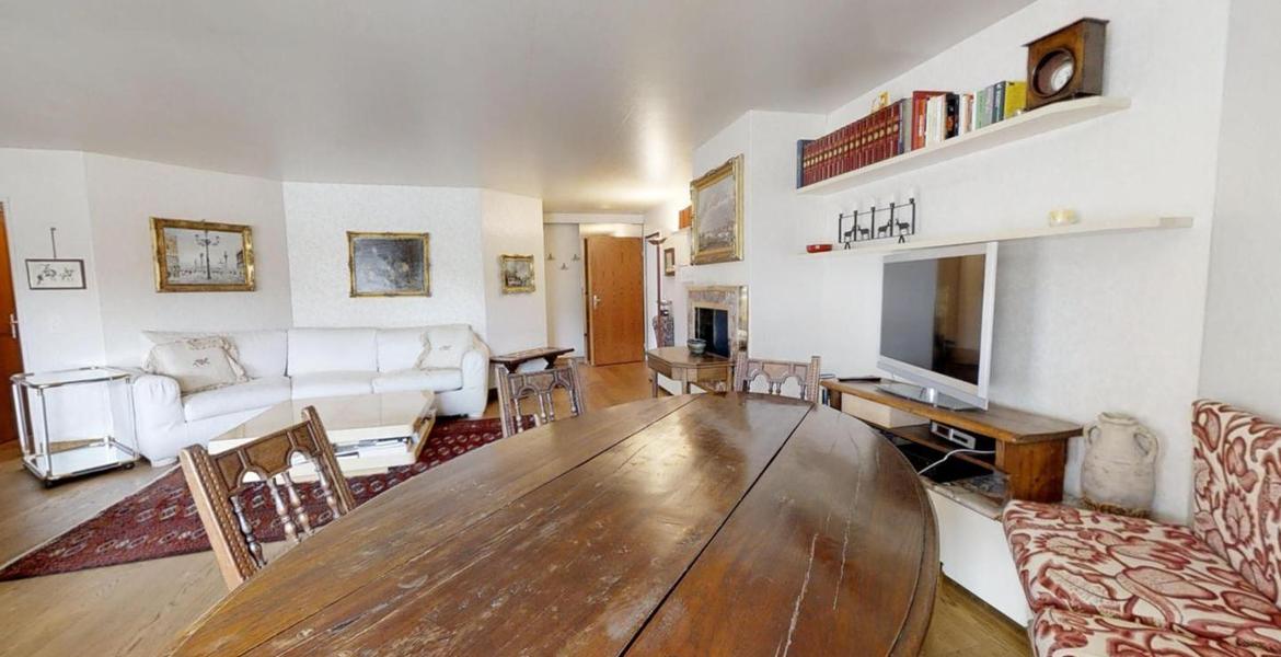 Lovely apartment in the center of St. Moritz.