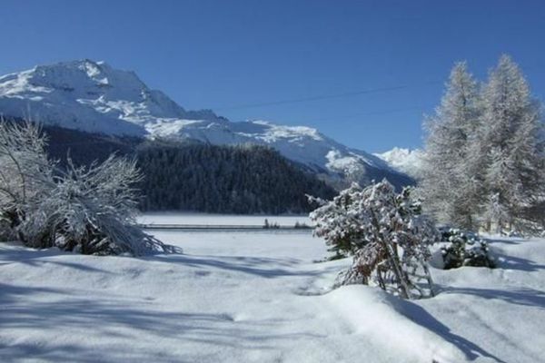 Large apartment for rent in St. Moritz.