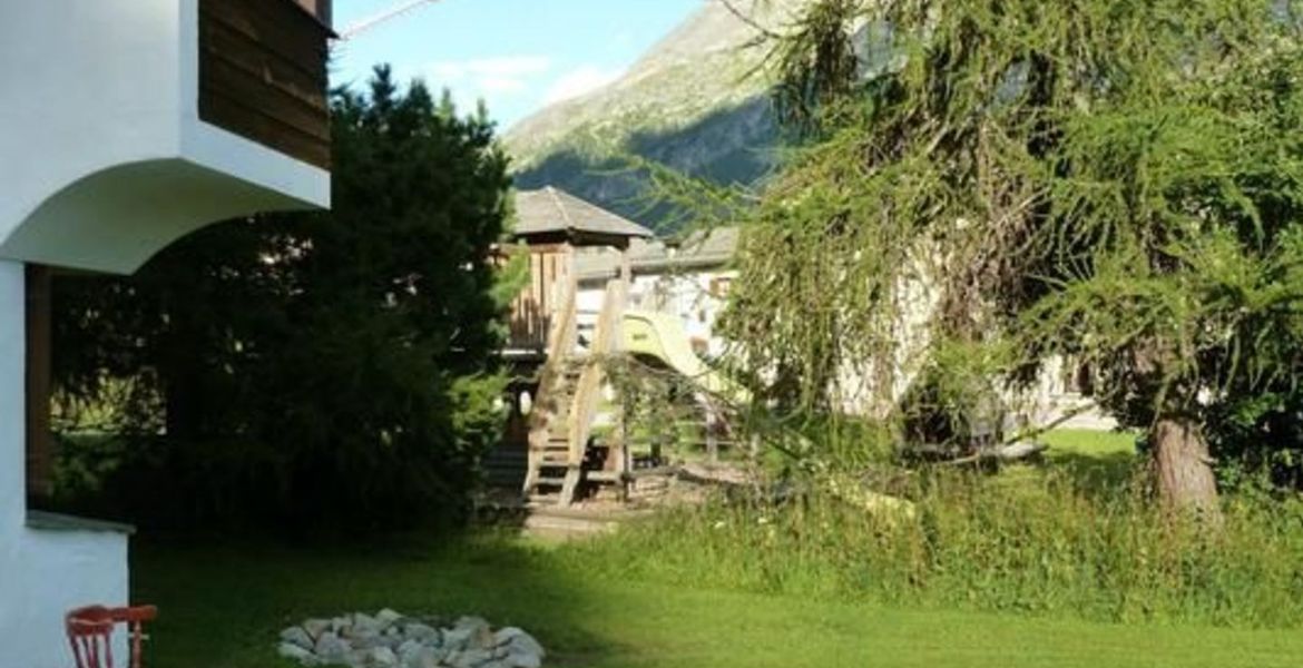 Grand appartement à louer à St. Moritz.