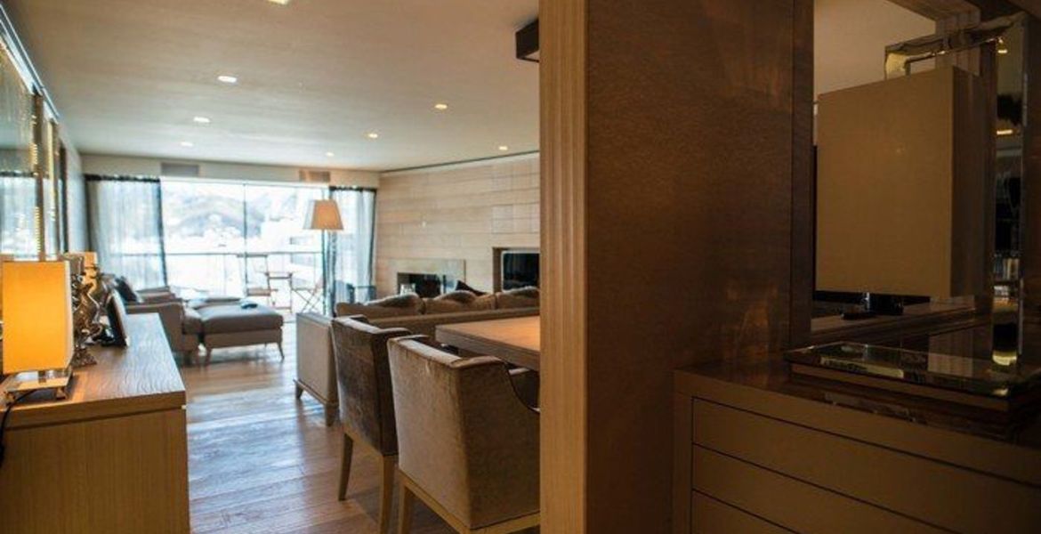 St. Moritz Apartment, une vue imprenable, de superbes instal