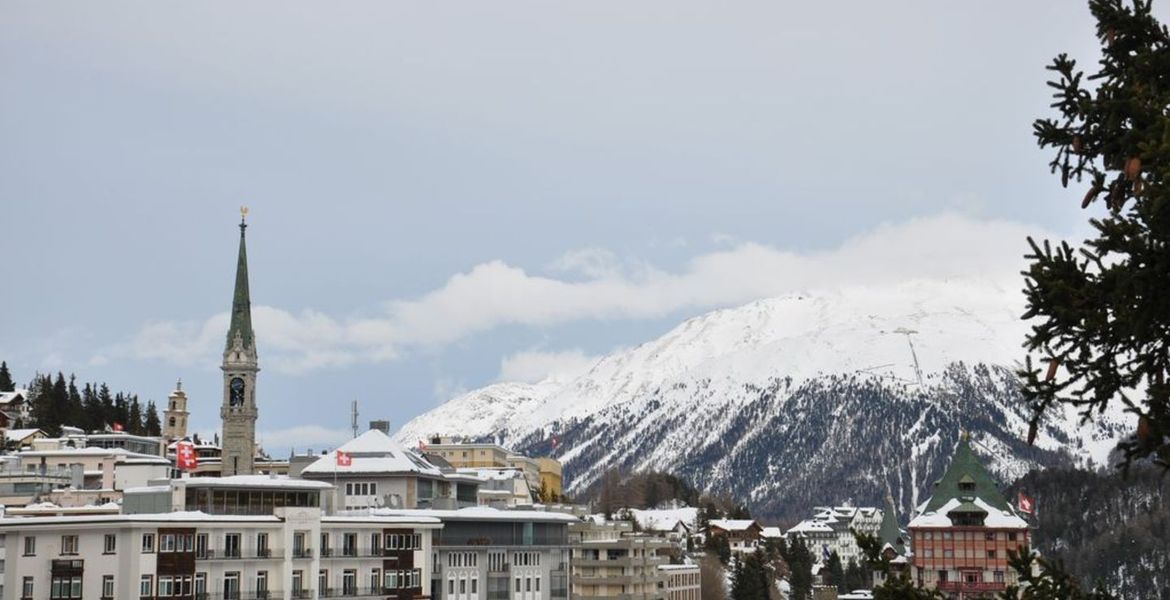 Apartamento ski-in con una vista maravillosa de St. Moritz