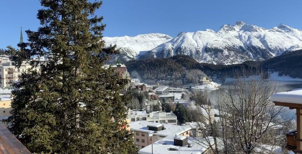 Ski-in apartment with a wonderful view of St. Moritz