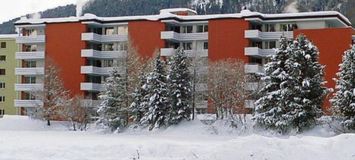 Appartement entièrement rénové au 4ème étage, St Moritz