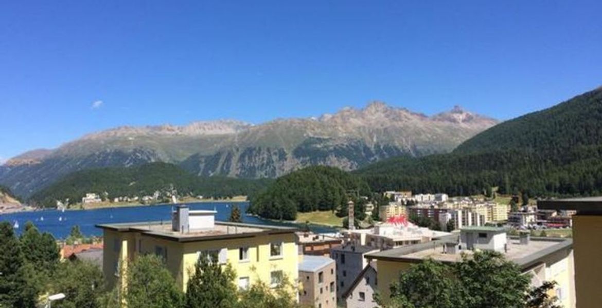 2 Bedrooms Apartment in St. Moritz