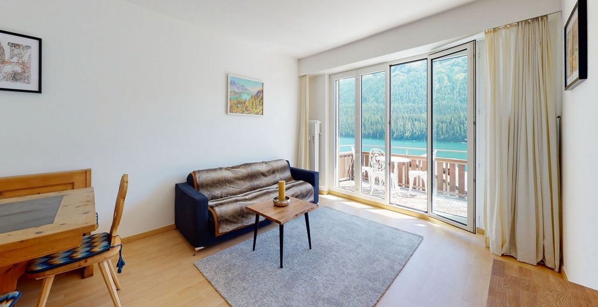 Bright 3.5 room apartment with a new standard in St Moritz 