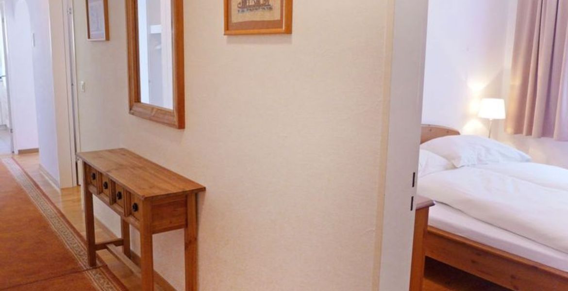 3-room apartment 70 m2 on 2nd floor for rent in St Moritz.