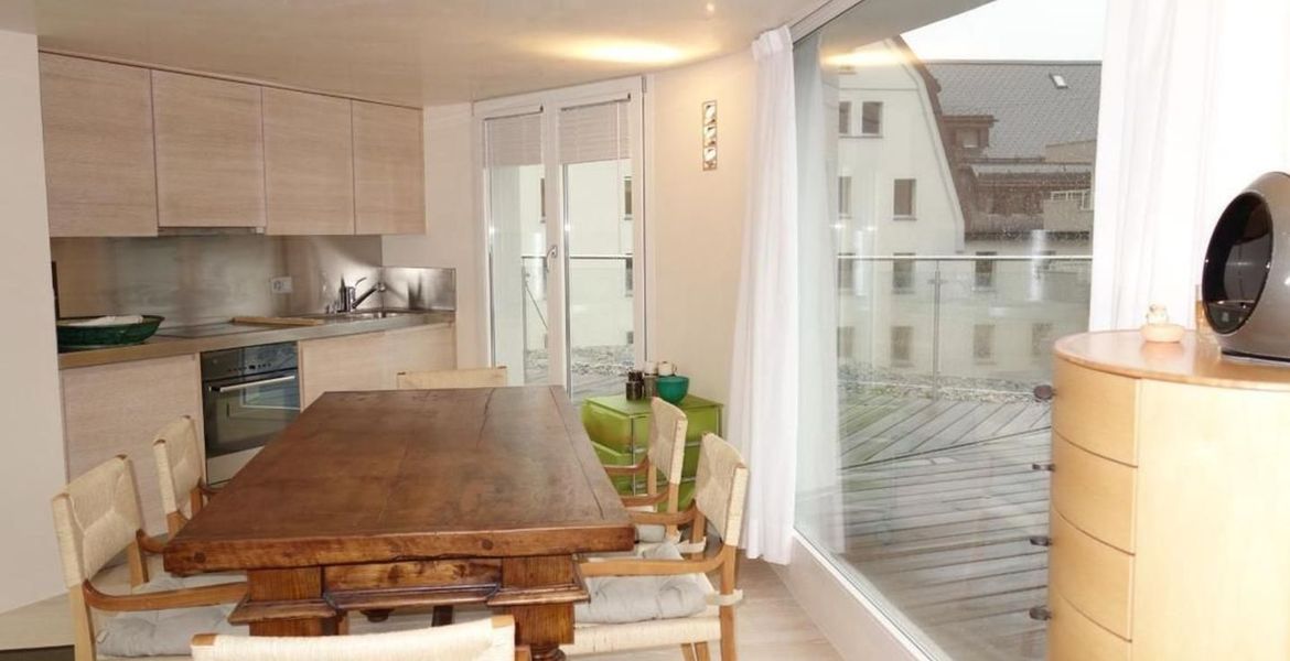 Appartement de 120 m2 à louer à St Moritz avec 3 chambres 