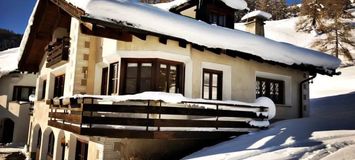 Chalet for rent in St. Moritz with 270 sqm and 5 bedrooms