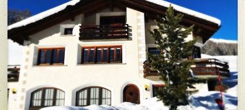 Chalet for rent in St. Moritz with 270 sqm and 5 bedrooms