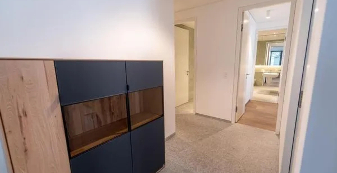 Séjour alpin contemporain dans un confortable appartement 