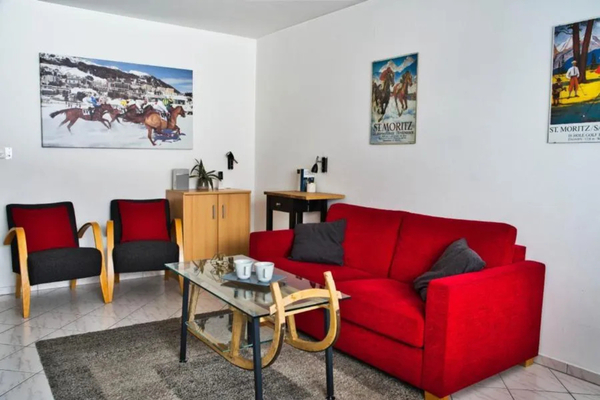 Spacieux appartement de 2½ pièces, 55 mètres carrés, à louer