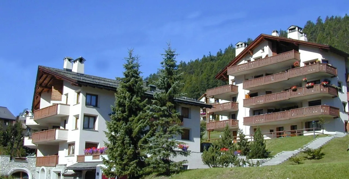 Très bien situé appartement maison dans la région de Salet