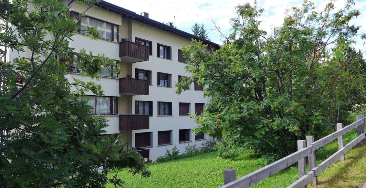 3-room apartment 70 m2 on 2nd floor for rent in St Moritz.