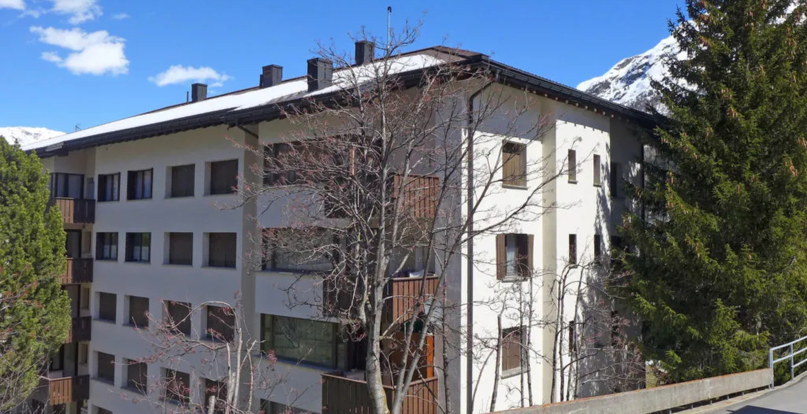 Appartement 3 pièces 70 m2 au 2ème étage à louer à St Moritz