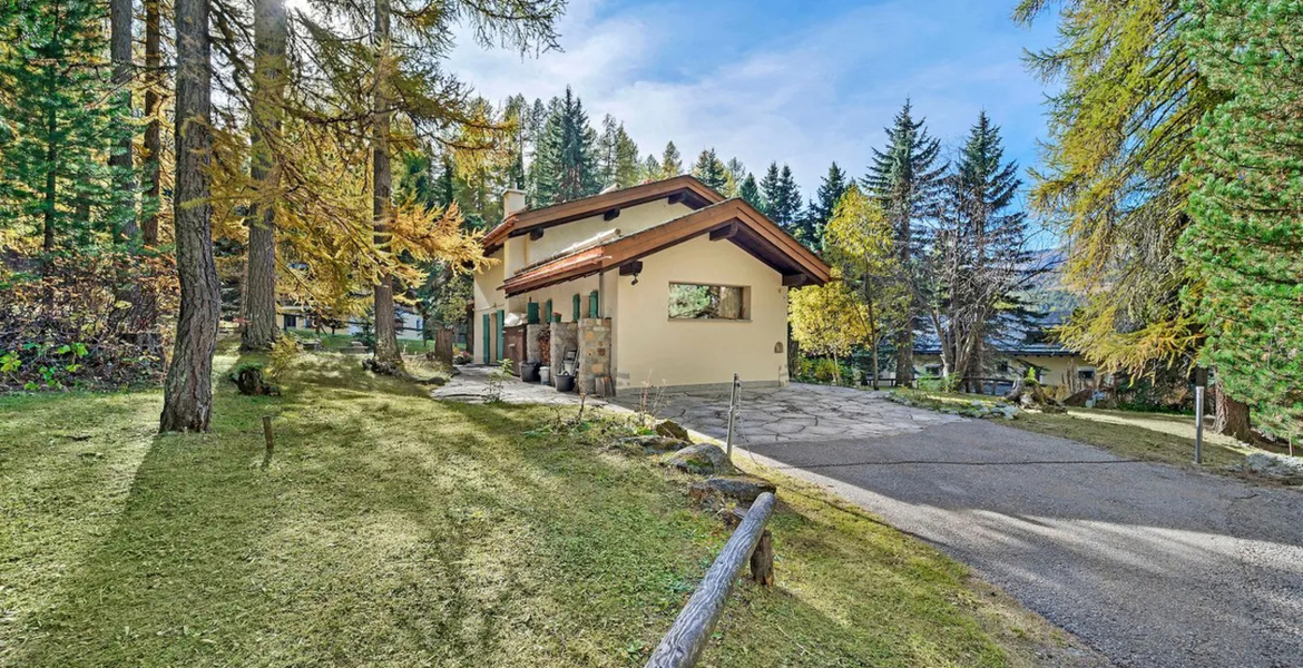 Belle maison individuelle de 6 pièces, salon spacieux 