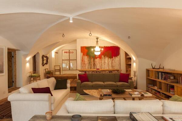 Luxury Chalet in La PuntChamues-ch with 6 bedrooms for rent 