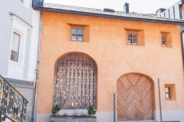 Chalet - Apartment for rent in Samedan with 130 sqm and 3 be