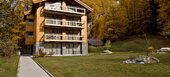 Cet appartement est l'un des deux plus grands du chalet, ave