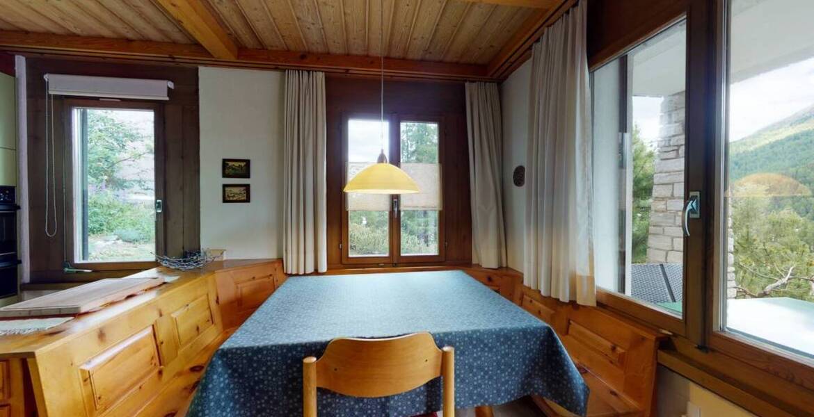 2.5 room flat for up to 4 people in a good and sunny locatio