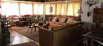 300 sqm chalet for rent with 5 bedrooms for 10 guests