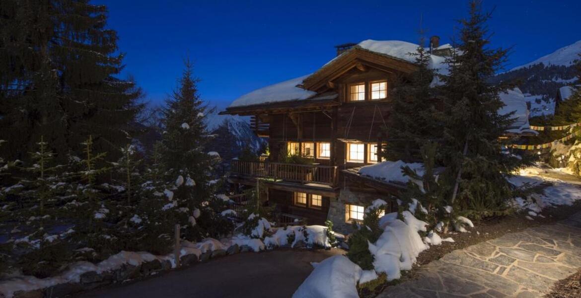 Immense chalet luxueux à Verbier avec 6 chambres à coucher  