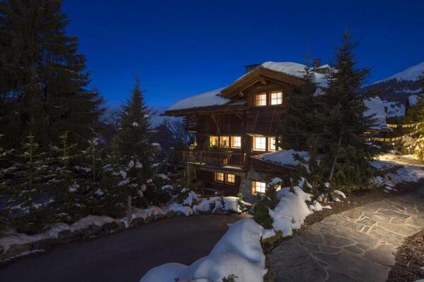 Immense chalet luxueux à Verbier avec 6 chambres à coucher  