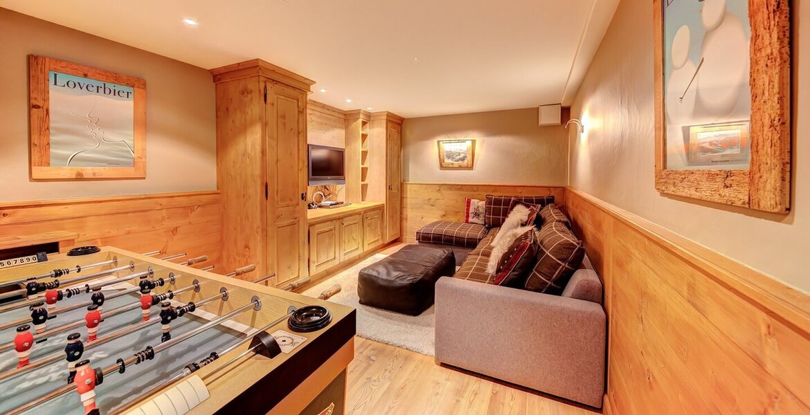 This is a luxury 5 bedroom chalet 