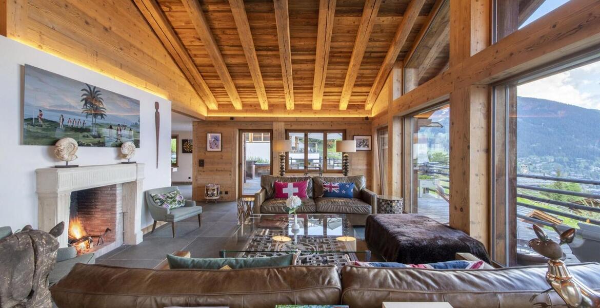 This is an exclusive 630m² luxury Verbier ski chalet