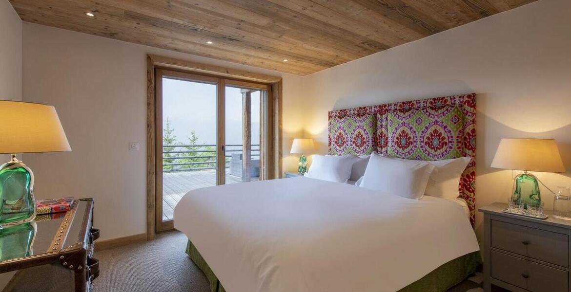 This is an exclusive 630m² luxury Verbier ski chalet