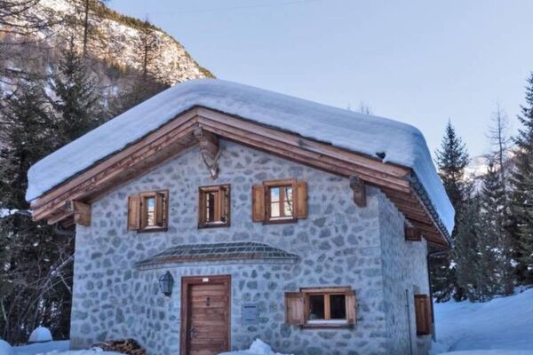 Chalet for rent in La Punt-Chamues