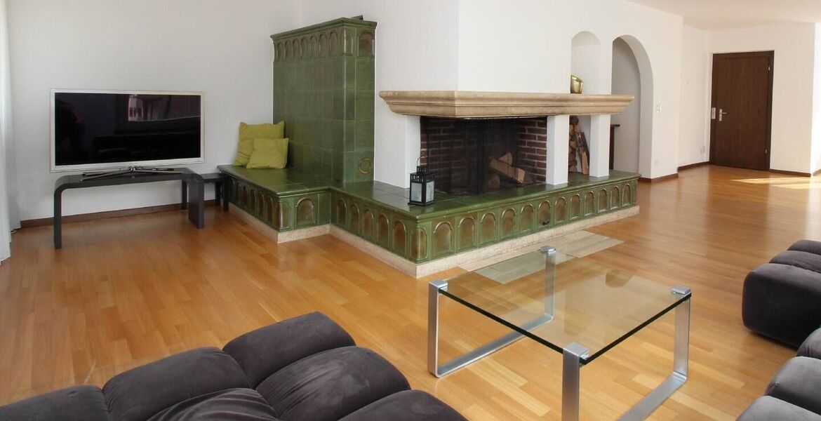 Outstanding holiday apartment for rent in St. Moritz Dorf