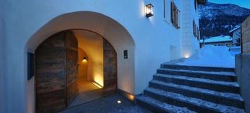 St. Moritz Chalet for rent with 5 bedrooms and 320 equipped 