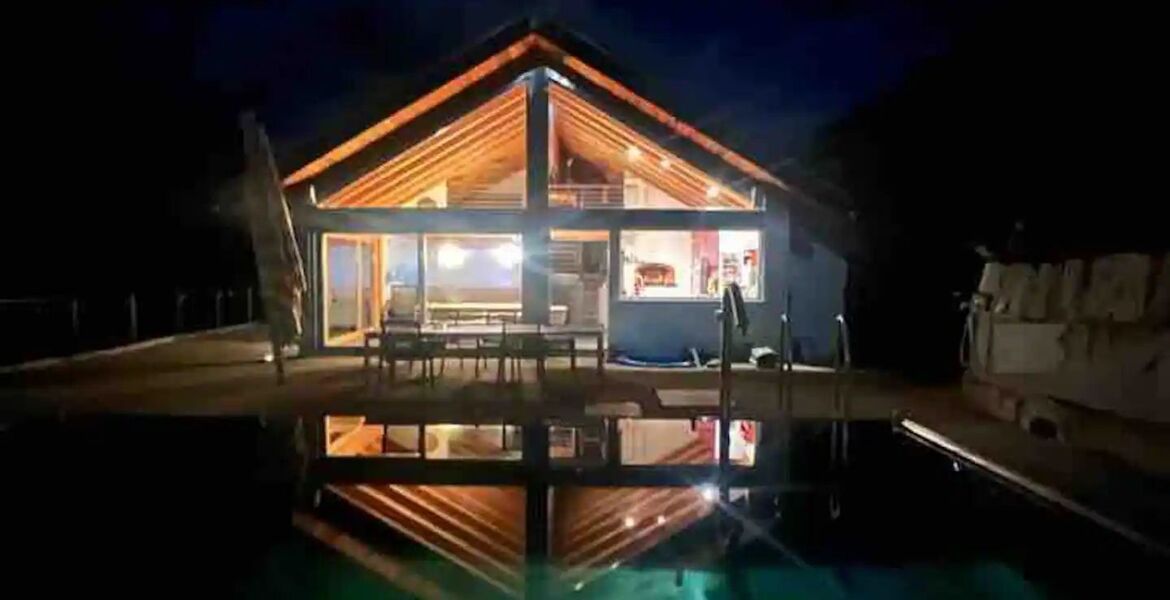 Chalet for rent in Surses
