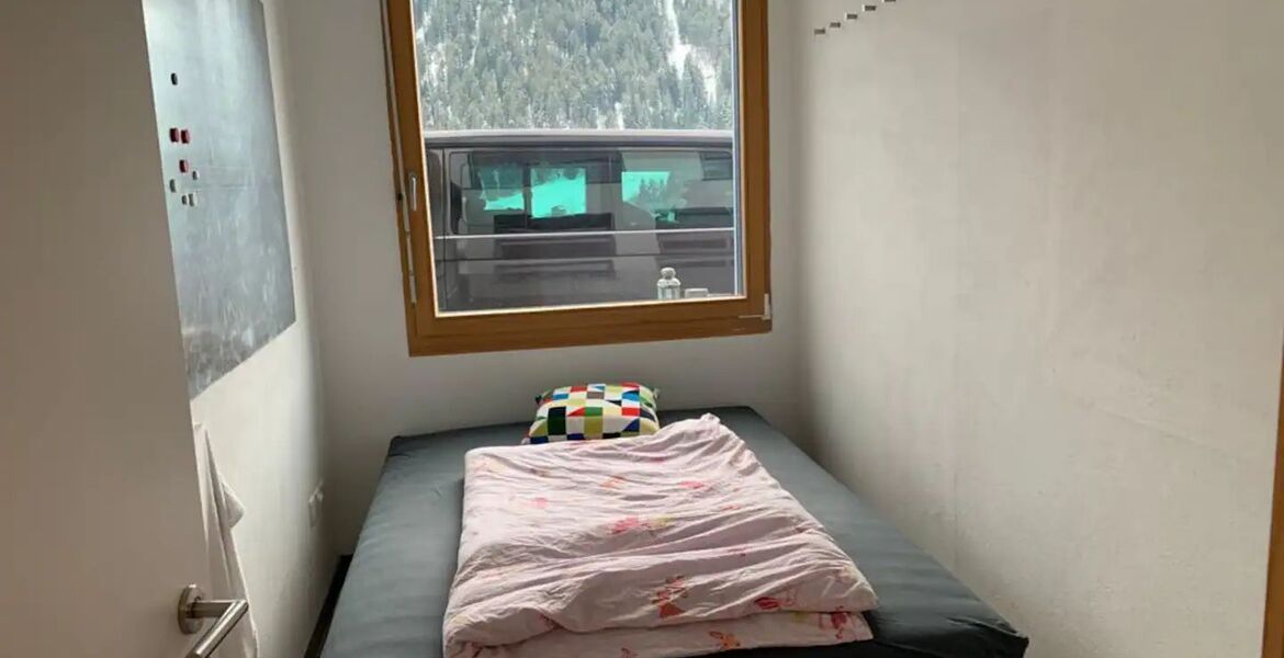 Chalet for rent in Surses