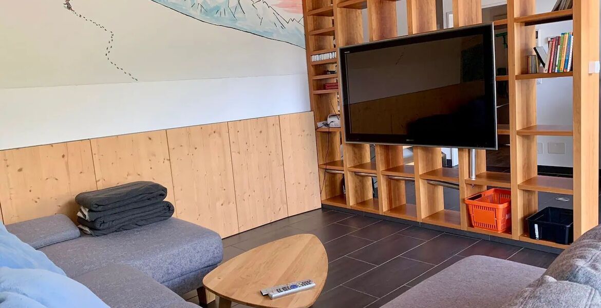 Chalet for rent in Surses