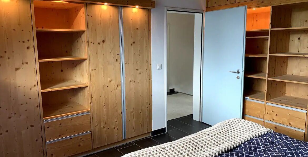 Chalet for rent in Surses