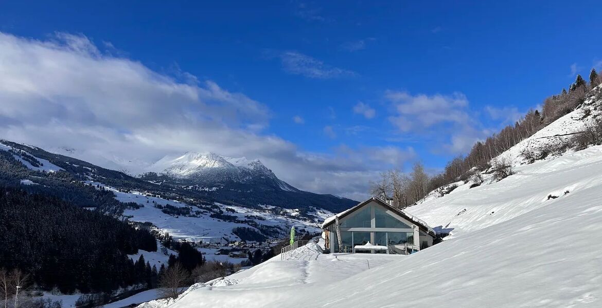 Chalet for rent in Surses