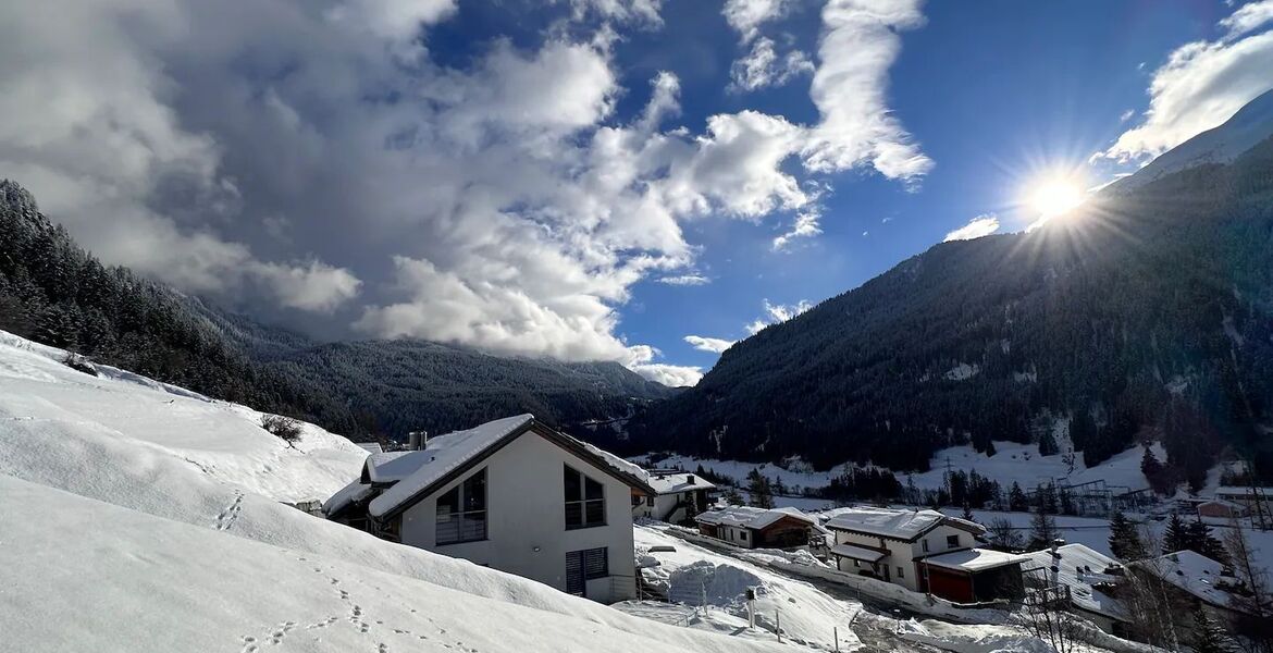 Chalet for rent in Surses