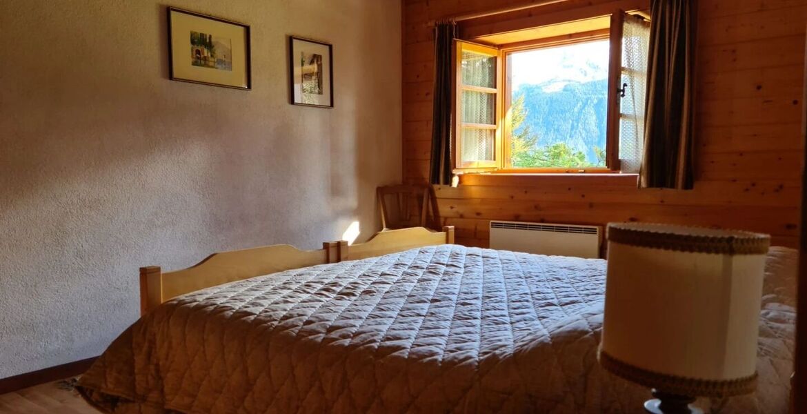 Chalet for rent in Surses