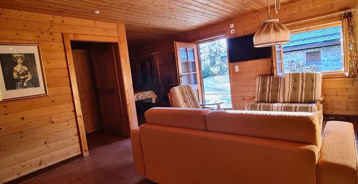 Chalet for rent in Surses