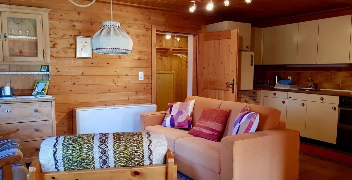 Chalet for rent in Surses