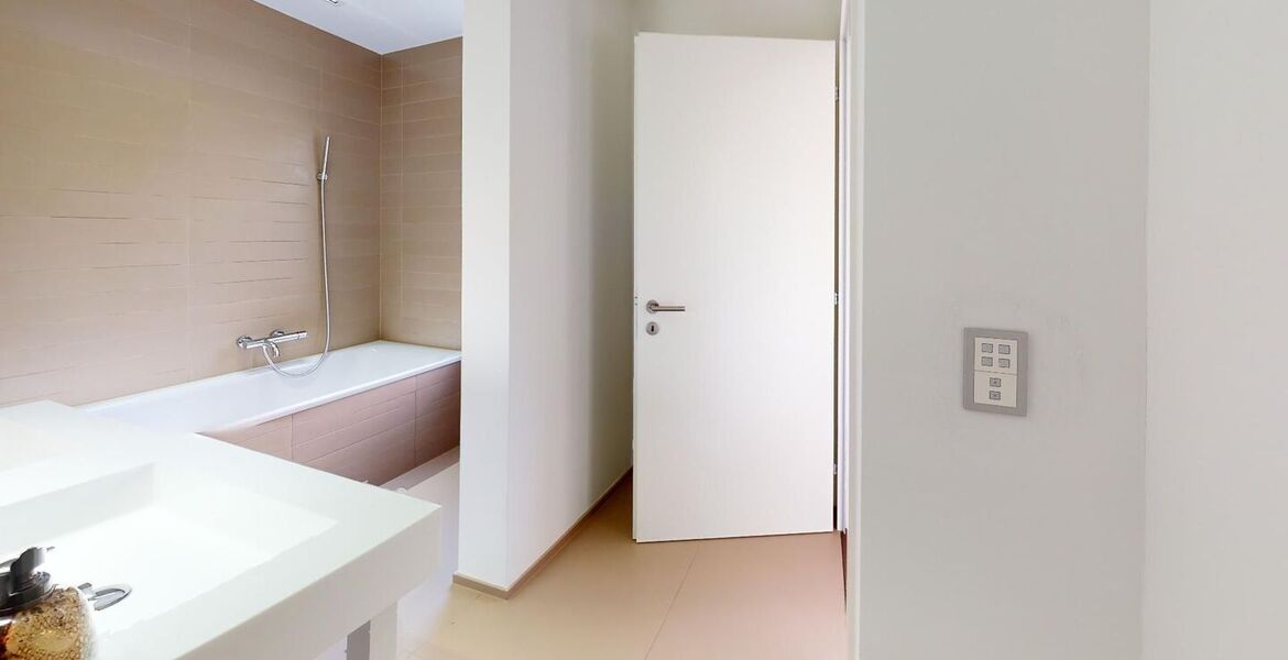 135 m² holiday apartment  OVERVIEW 3 bedrooms max. 6 persons