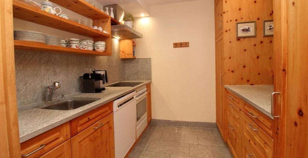 Bonito apartamento con buena vista y zona tranquila