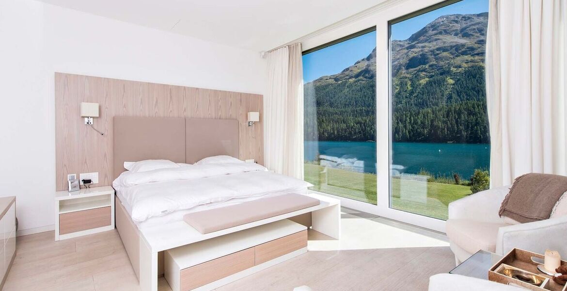 Apartment overlooking the breathtaking lake St. Moritz