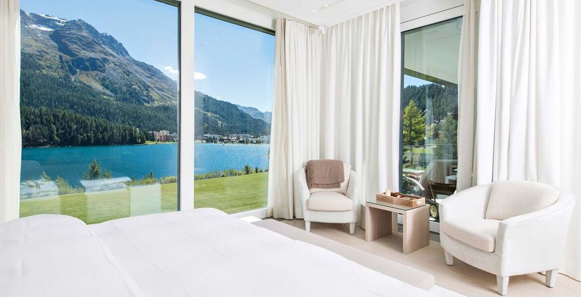 Apartment overlooking the breathtaking lake St. Moritz