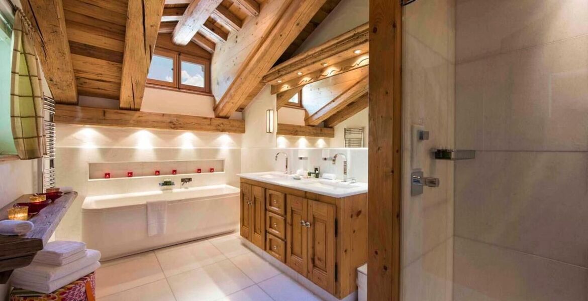 Chalet in Verbier with Hot Tub and Stunning Views