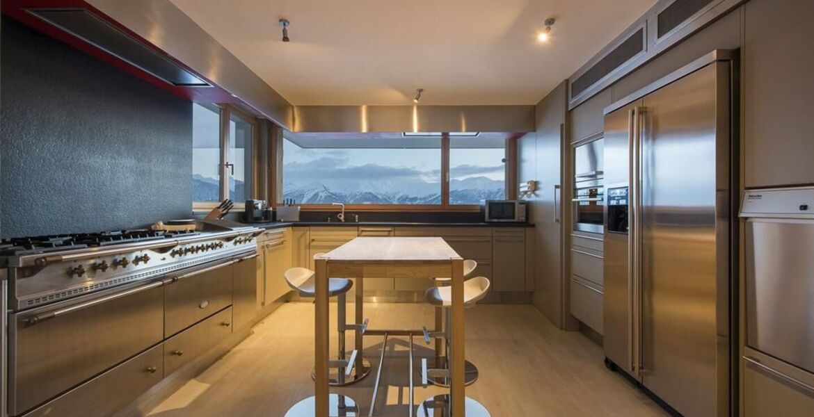 Luxury Chalet in Verbier with Pool, Spa and Breathtaking Vie
