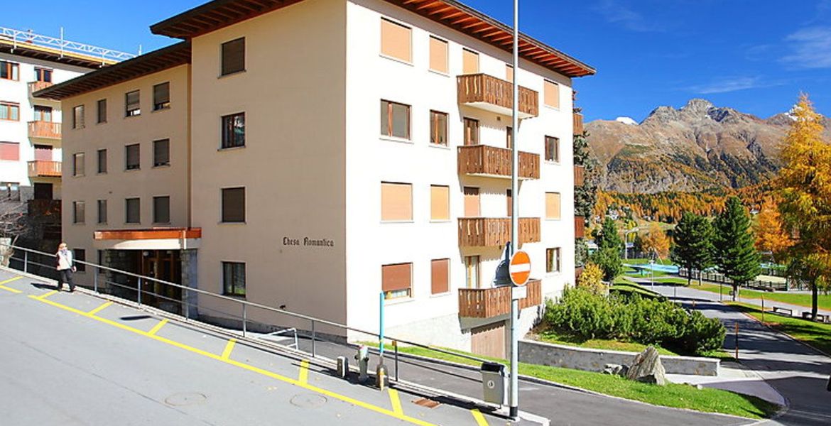 Rental 4 bedroom apartment in St. Moritz-Dorf