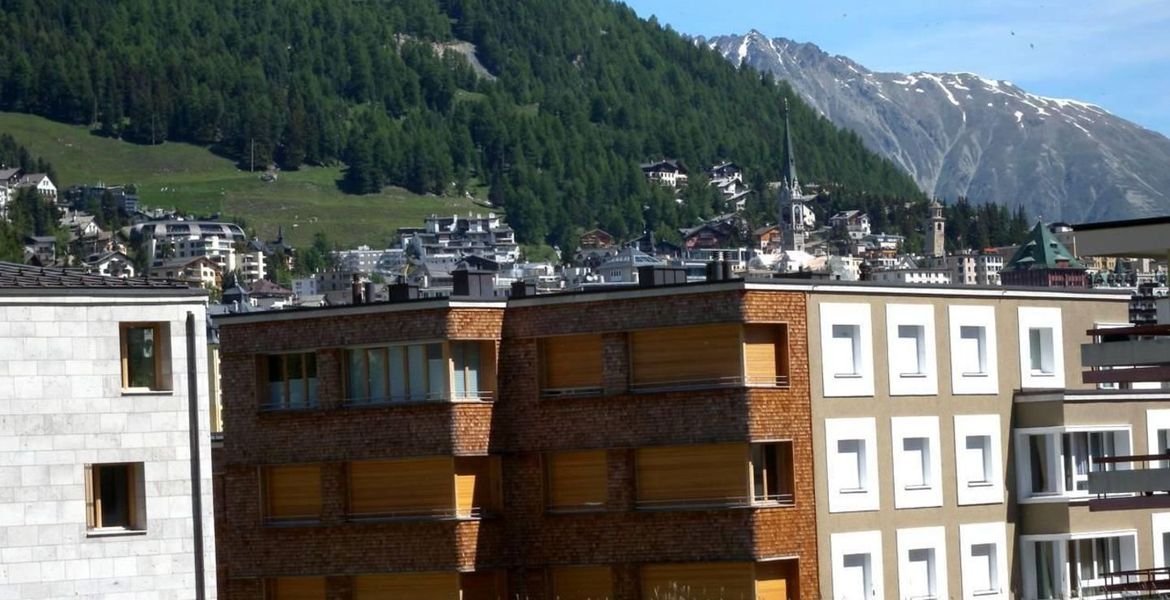 Superbe appartement à St Moritz à louer